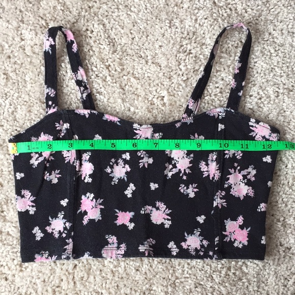 Garage | Floral Bandeau Crop Top - Picture 2 of 7